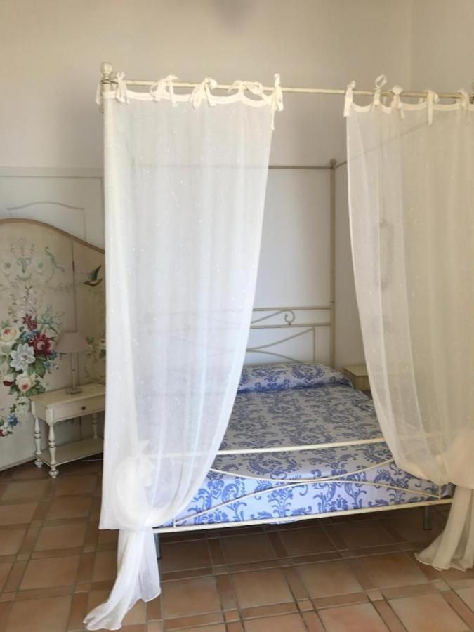 Bed and Breakfast Stella D'Argento Порто-Санто-Стефано Екстер'єр фото